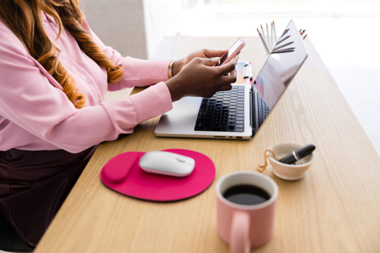 How I Used My 9-5 to Build a Profitable 5-9 Business